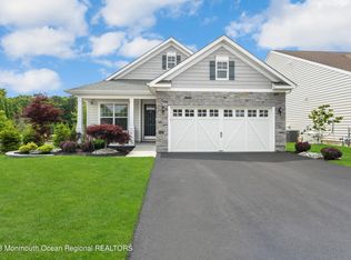 44 Banquet Ct, Howell, NJ 07731