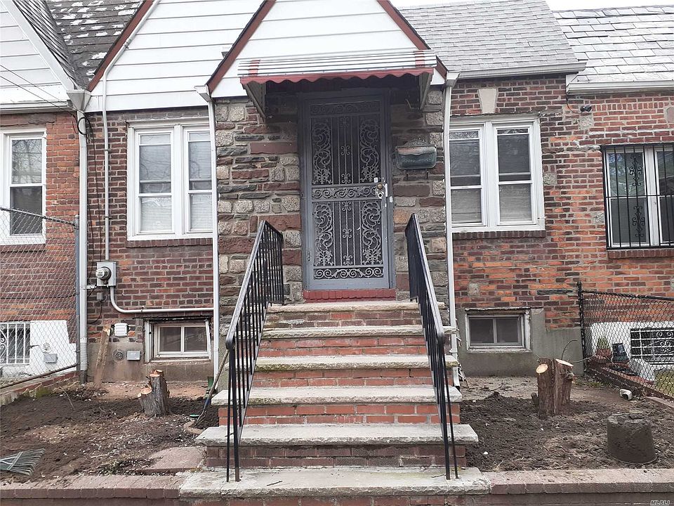 1st image of 30-30 82nd St