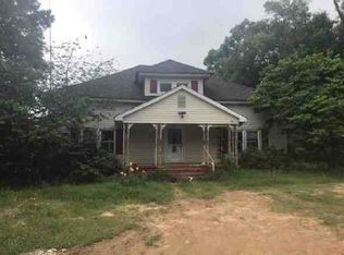 9588 Augusta Rd, Pelzer, SC 29669