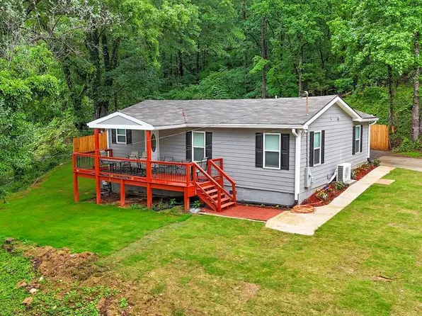 302 Jack St SE, Silver Creek, GA 30173