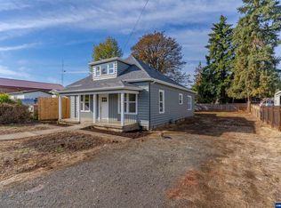 230 SW Morgan St, Sheridan, OR 97378