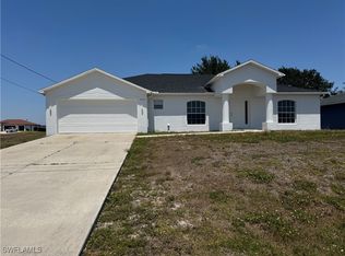 4032 25th St SW, Lehigh Acres, FL 33976