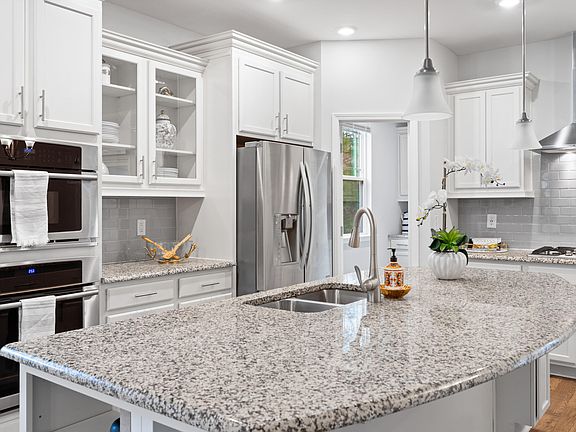 4th image of 3428 Lily Orchard Way