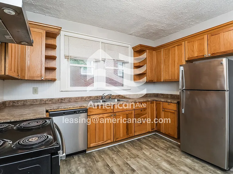 18532_006_kitchen_6.jpg