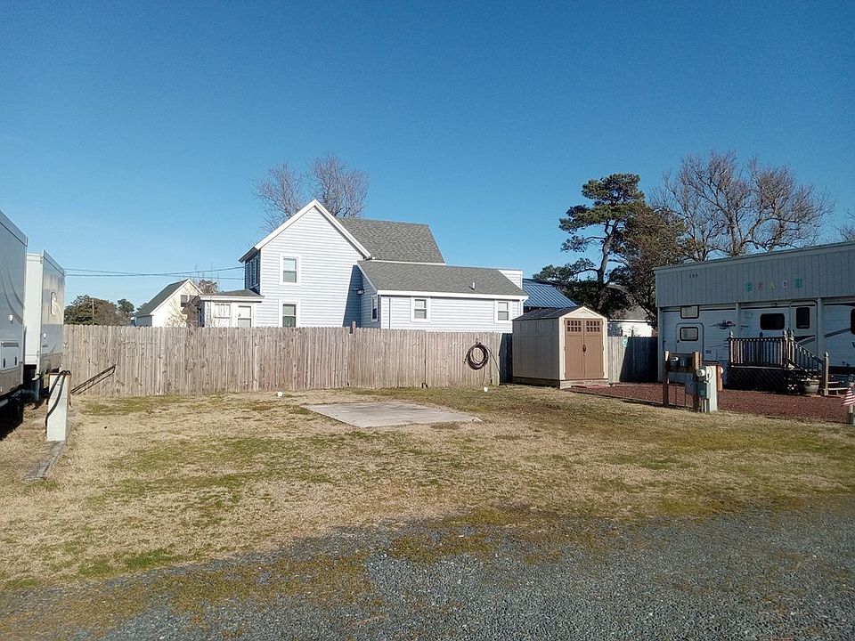 2nd image of 3190 Lunn Est #4