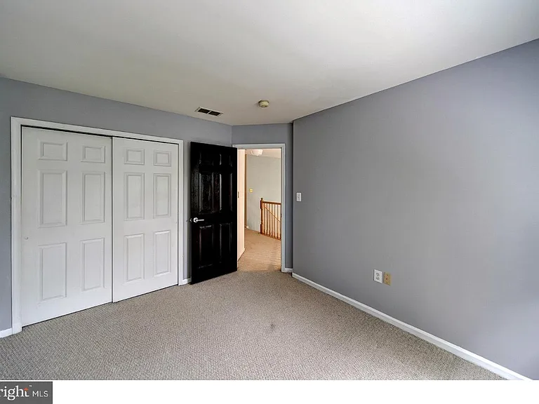406 Pebble Creek Ct — Photo 14