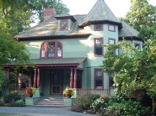 150 Madison Pl, Ridgewood, NJ 07450