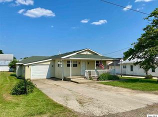 4090 McLarnan Rd, Walhonding, OH 43843
