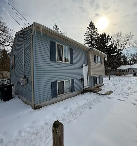 1250 Lilac Ave — Photo 1