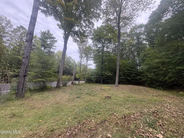 129 Mud Street, Athol, NY 12810
