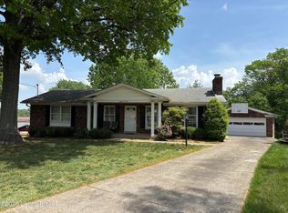 5609 Tall Oaks Ct, Louisville, KY 40214