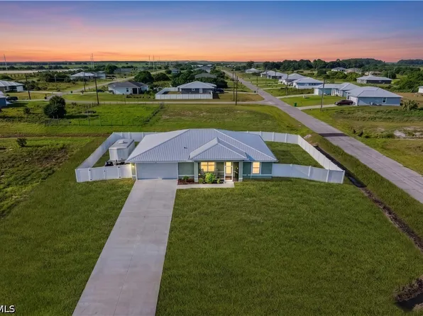 525 Ella Jean Pl, Labelle, FL 33935