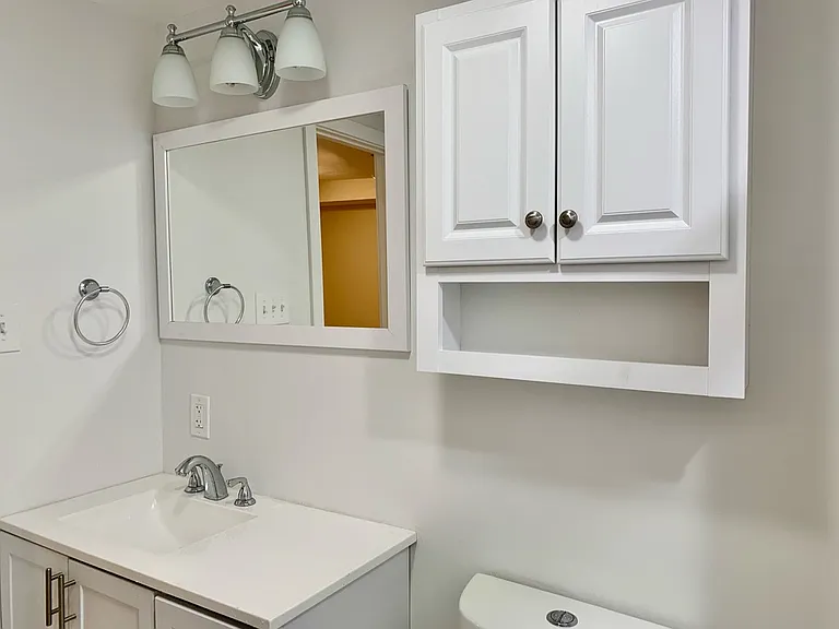 5925 Walnut St #4 — Photo 21