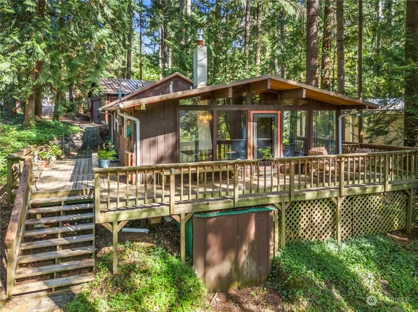 19007 68th Street E, Bonney Lake, WA 98391
