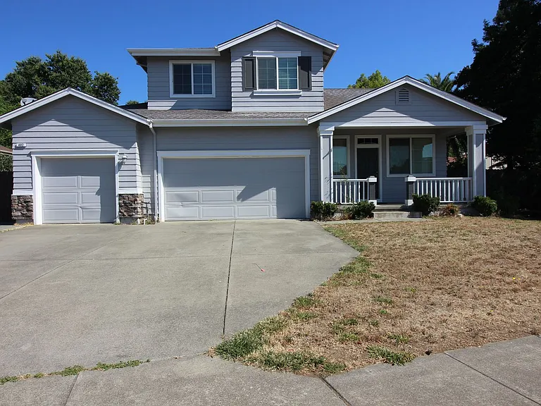 402 Healdsburg Ave — Photo 3