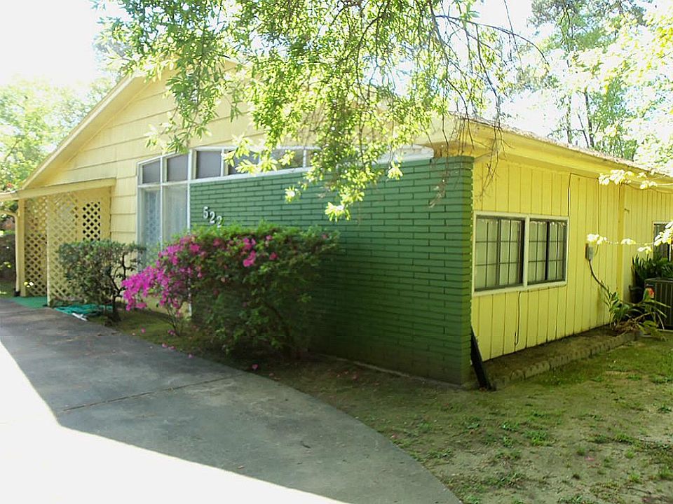 1st image of 522 Cherry Valley Dr