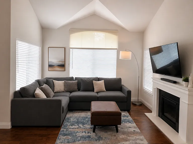 55 Nightingale Dr — Photo 4