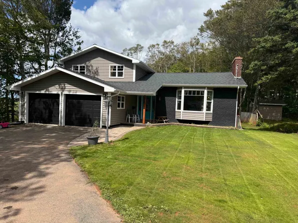 25 Charlotte Dr, Summerside, PE C1N 4R4