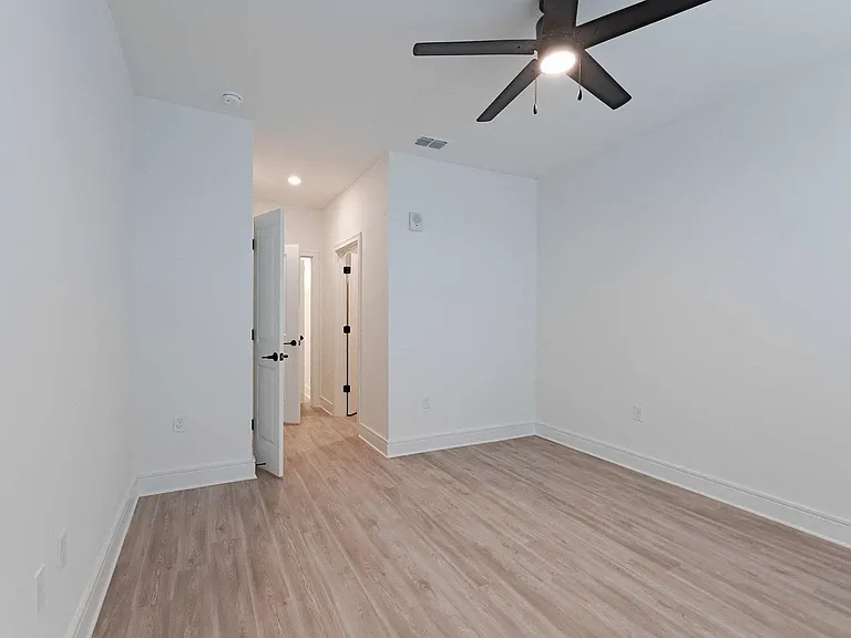 Tropia Luxury Apartments — Photo 110
