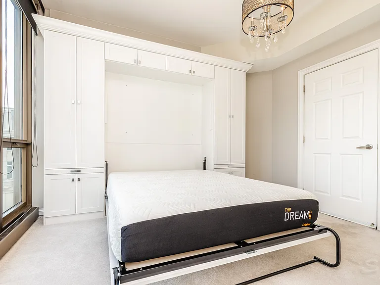 21 E Huron St #1207 — Photo 28