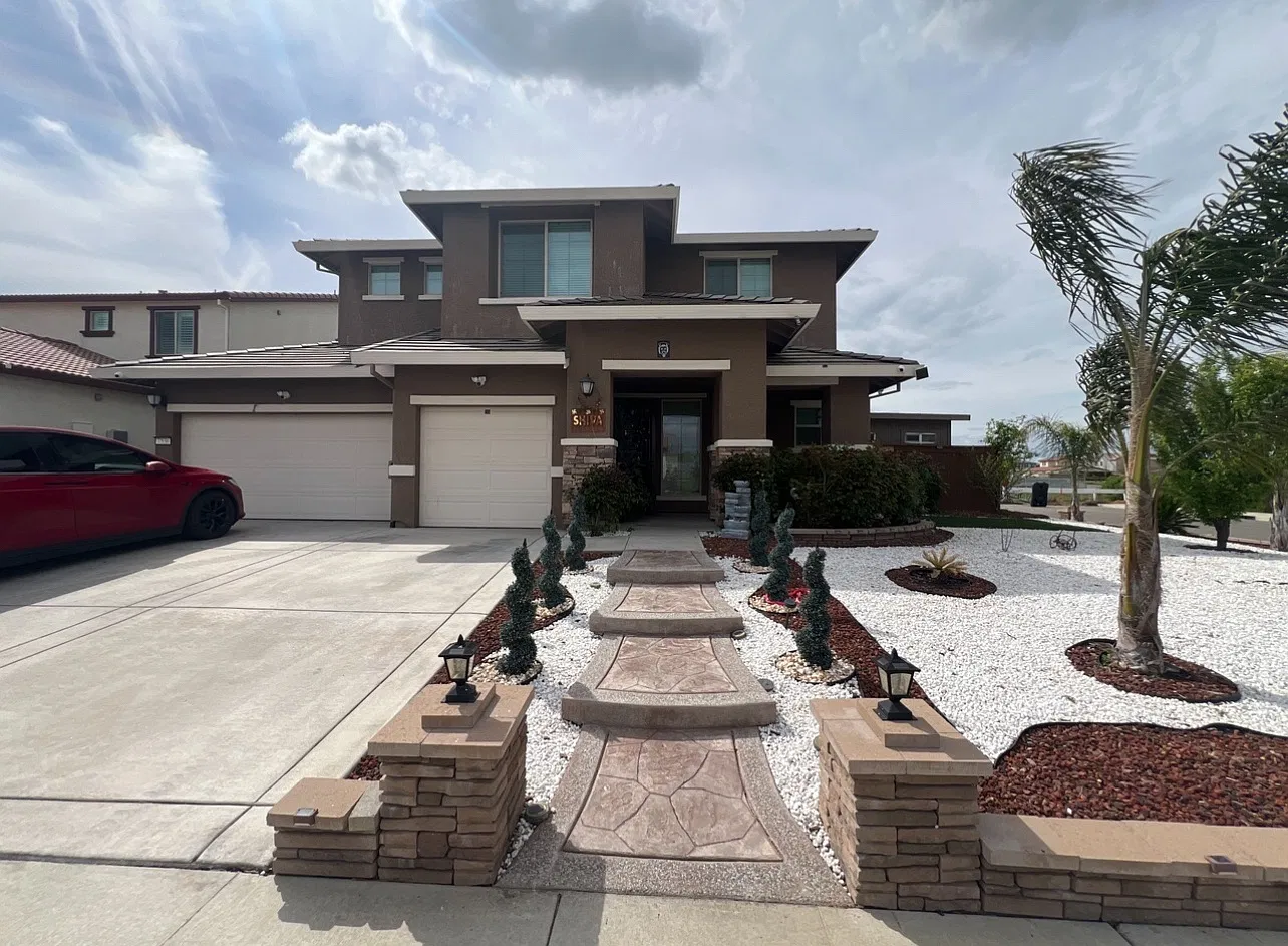 4 bed, 2.5 bath, 3141 sqft, $4,000 — Photo 3