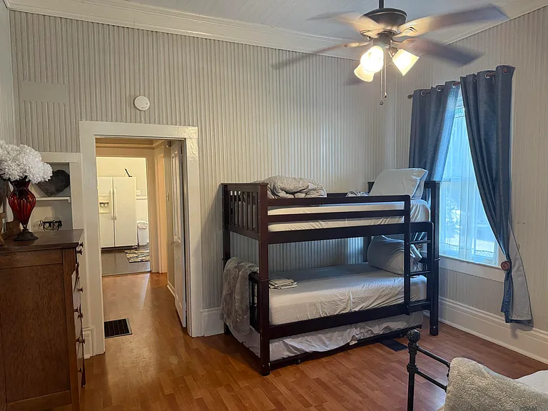 23930 Railroad Ave — Photo 32
