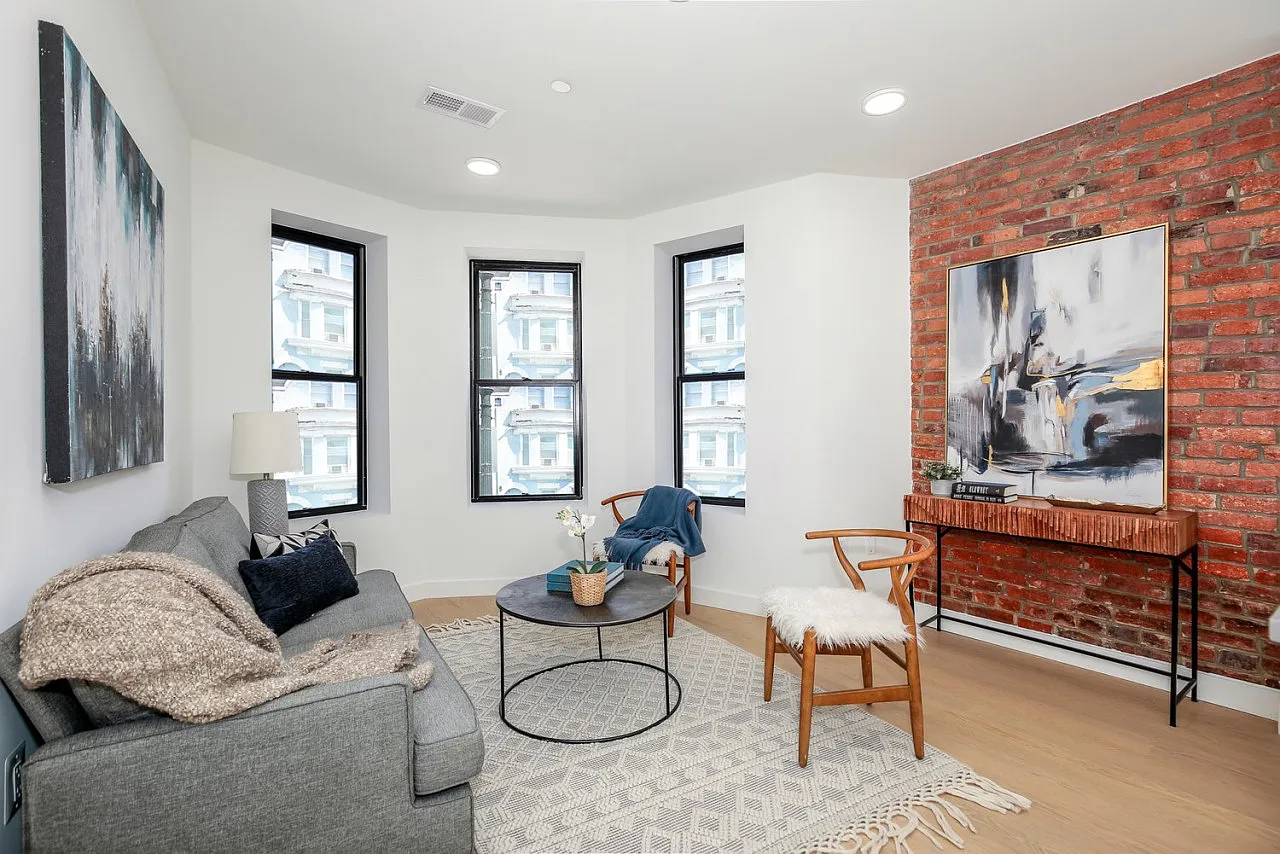 1 bed, $2,400 — Photo 4