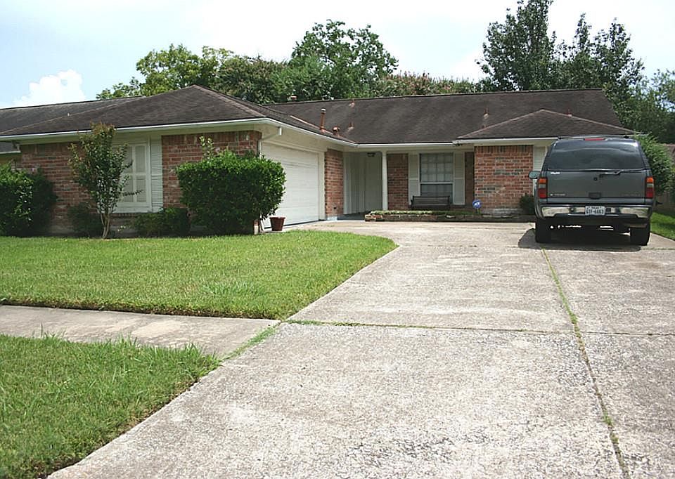 1st image of 5435 Cactus Forest Dr