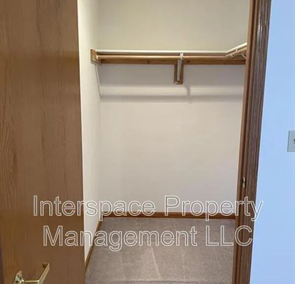 175 Liberty Ln #1 — Photo 13