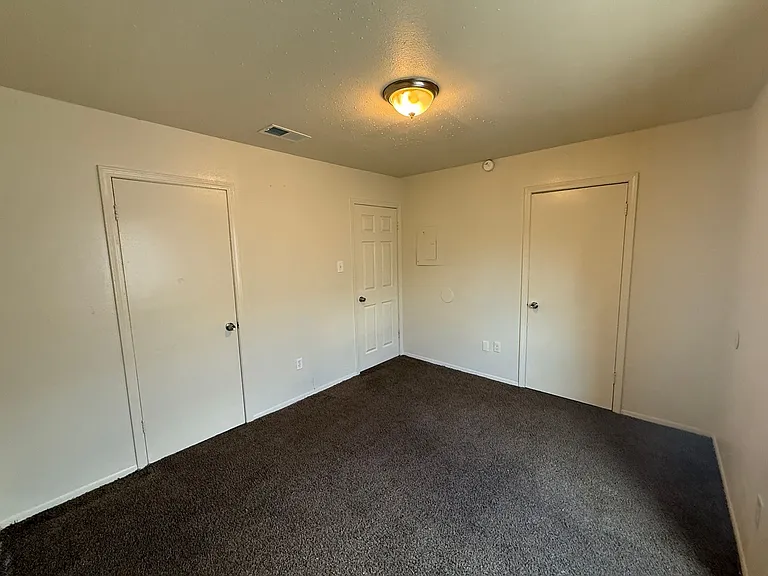 8717 Granite Dr — Photo 1