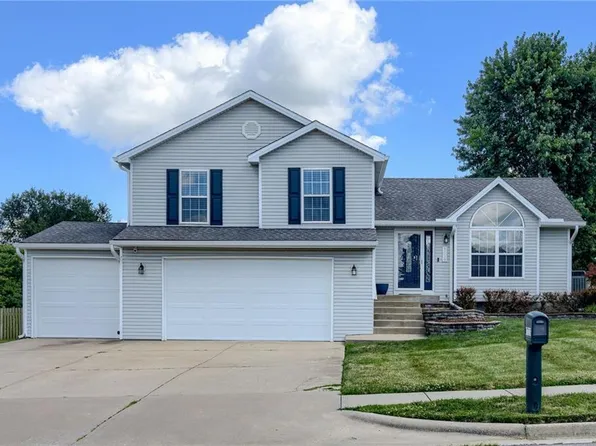 1719 NE Chowning Dr, Kansas City, MO 64155