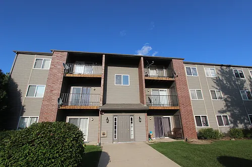 727 Elm Ln #206 Photo 1