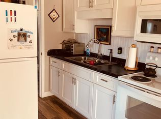 819 Lincoln Way, Ames, IA 50010