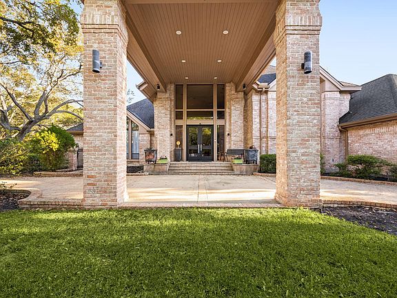 4th image of 19823 Sunbridge Ln