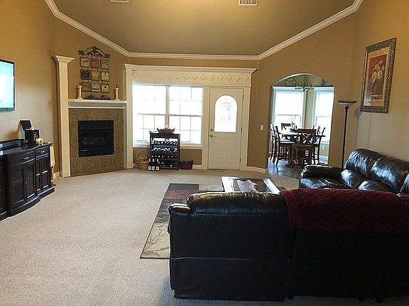 2nd image of 705 Maci Ct