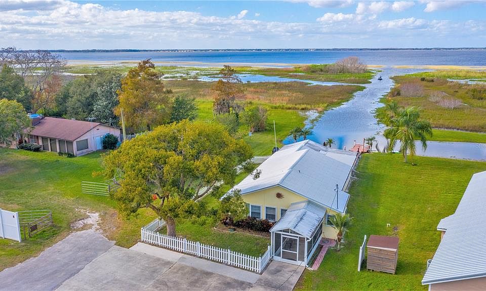 1st image of 3198 Tohopekaliga Dr