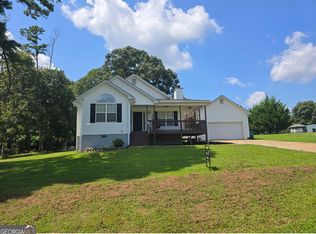 132 Millstone Dr, Commerce, GA 30530