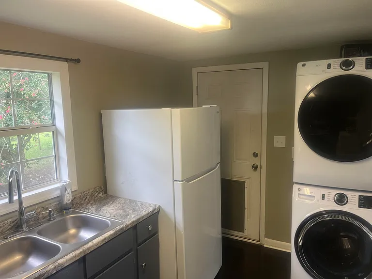 179 Smith Ln — Photo 14