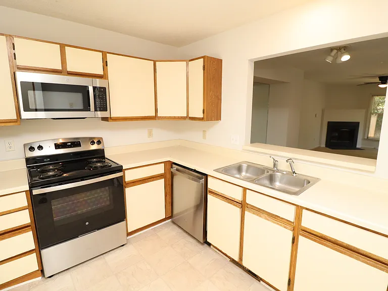 102 Union Jack Ln — Photo 15