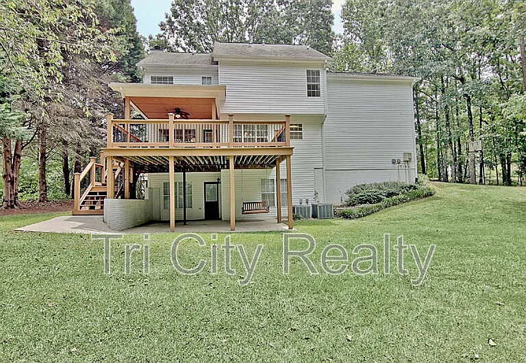 49 Montrose Ln — Photo 92