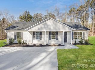 1064 Westminster Dr, Lancaster, SC 29720