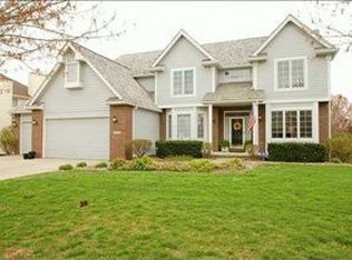 14152 Lake Shore Dr, Clive, IA 50325