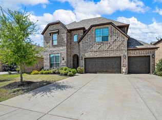 1012 Hummingbird Ct, Forney, TX 75126