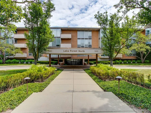 1301 N Western Ave Unit 235, Lake Forest, IL 60045