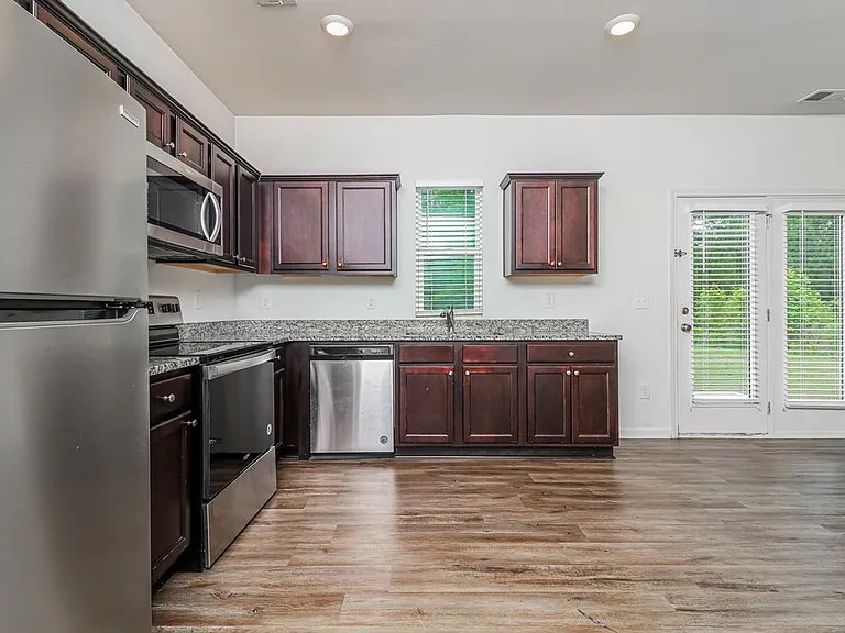 44 Meriwether Ln — Photo 10