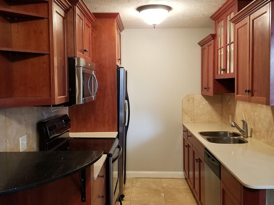 1st image of 2919 Mason St APT 1