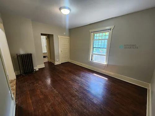 1414 N Lincoln St Photo 1