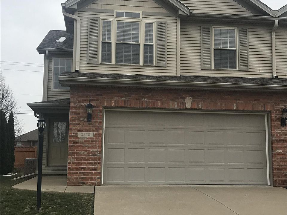 1st image of 2309 W Kenfield Ct