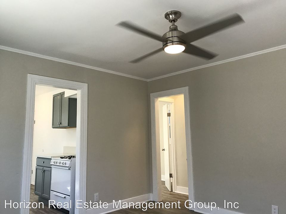 1st image of 1134 1/4 N Kingsley Dr