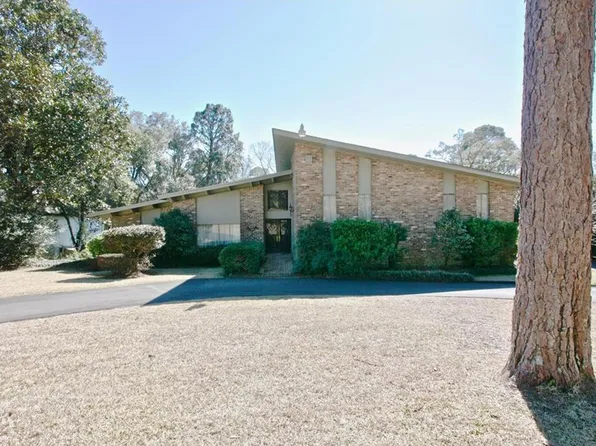 229 Rochester Rd, Mobile, AL 36608